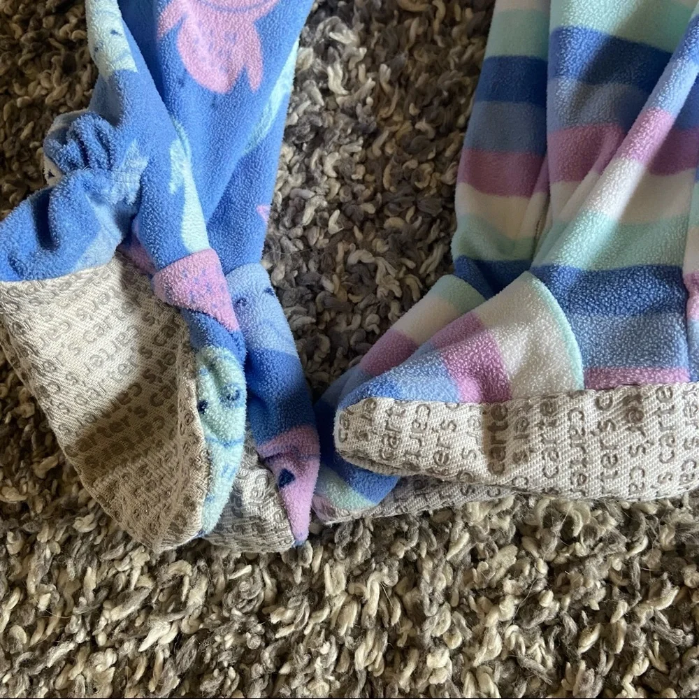 Carter’s Fleece Pyjamas - Picture 3 of 4